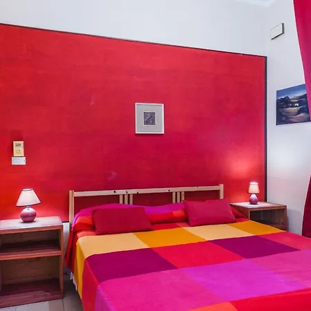 Apartment Alice With Terrace By Wonderful Italy